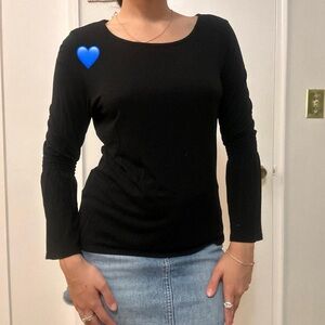 💙Joe Fresh Rayon Long Bell Sleeves Top Black Size Small